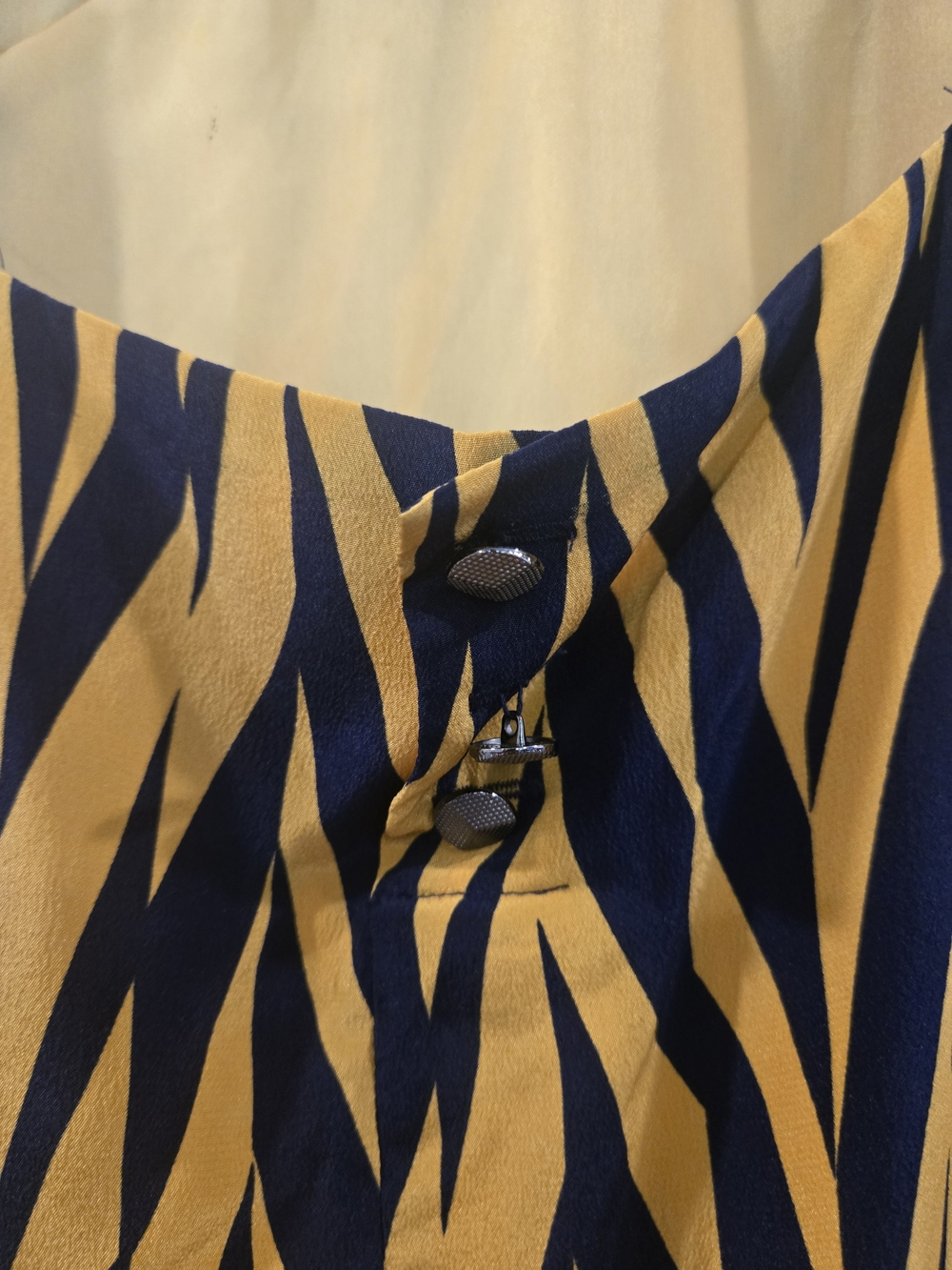 Winter Kate Yellow and Navy Chevron Backless Long-Sleeve Dress *New With Tags* - Picture 8 of 8